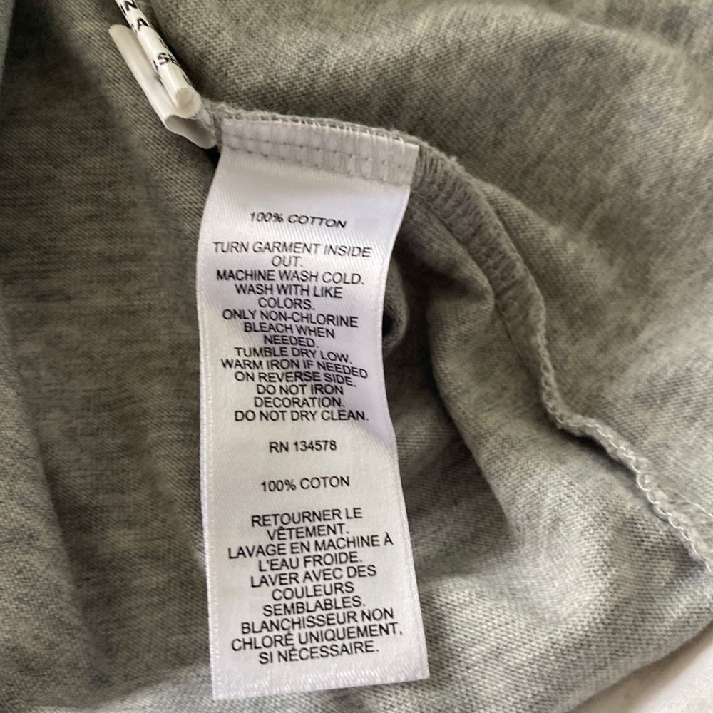 Not 4 Sale Vineyard vines long sleeved Pocket Vintage Whale Gray t-shirt Size 7 - Picture 8 of 8